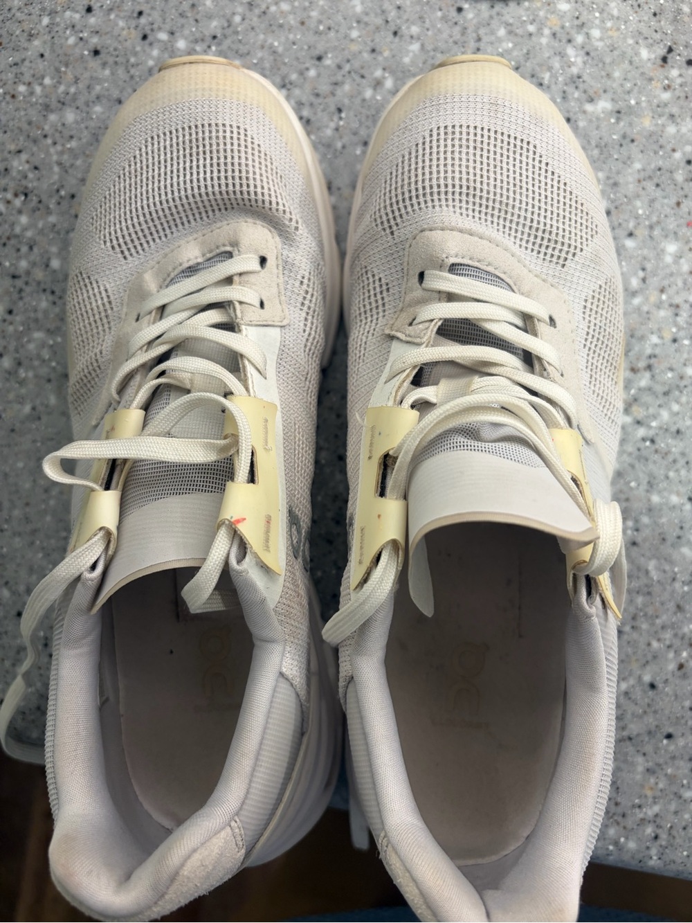 On Running Off-White Knit Trainer